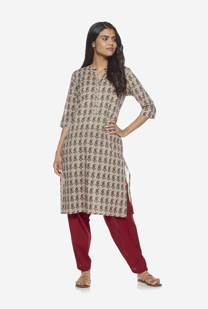 Utsa Maroon Solid Salwar