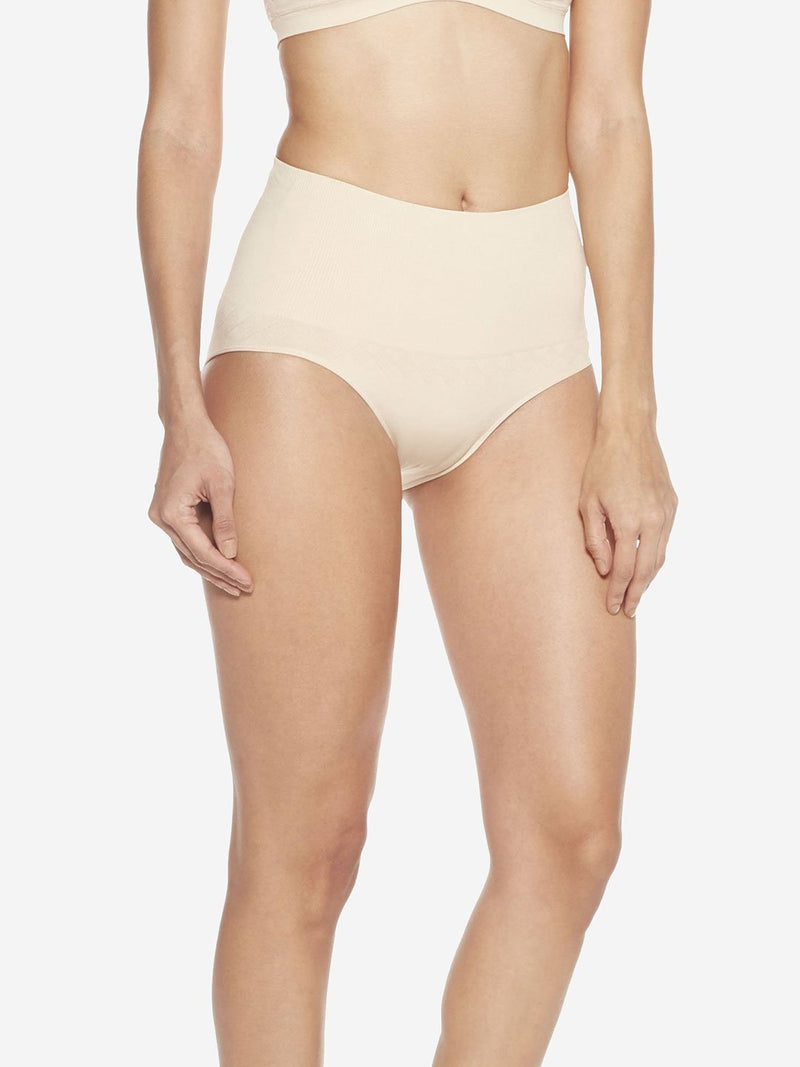 Wunderlove Beige Seam-free Shapewear Briefs