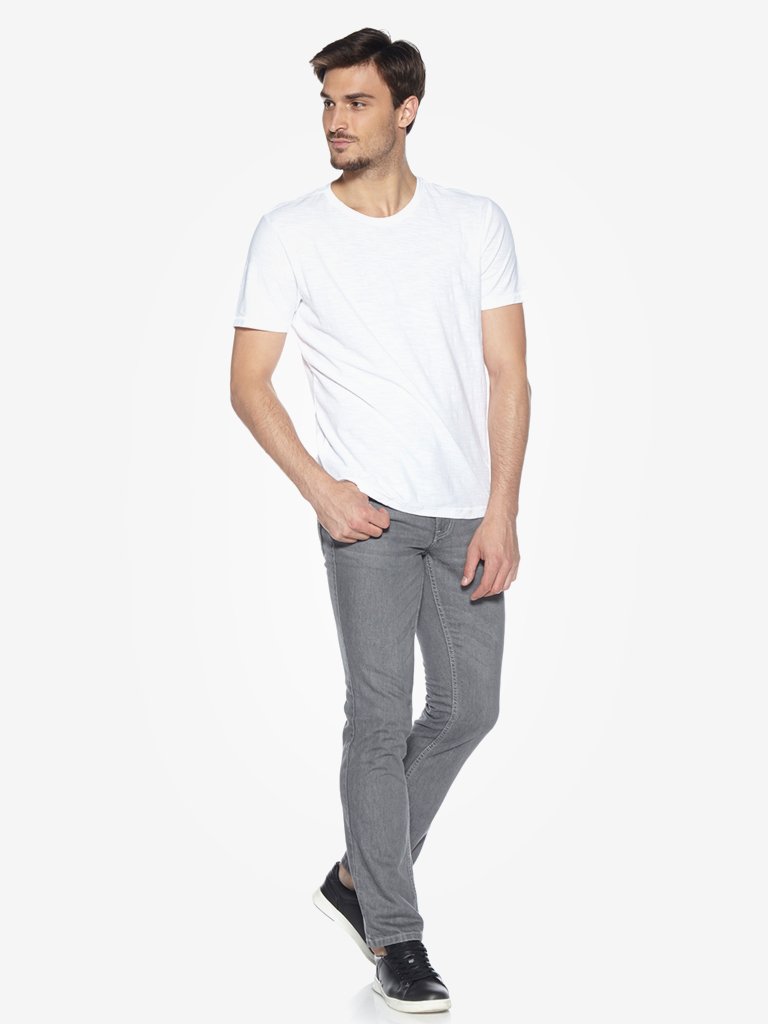 WES Casuals White Slim Fit Crewneck T-Shirt