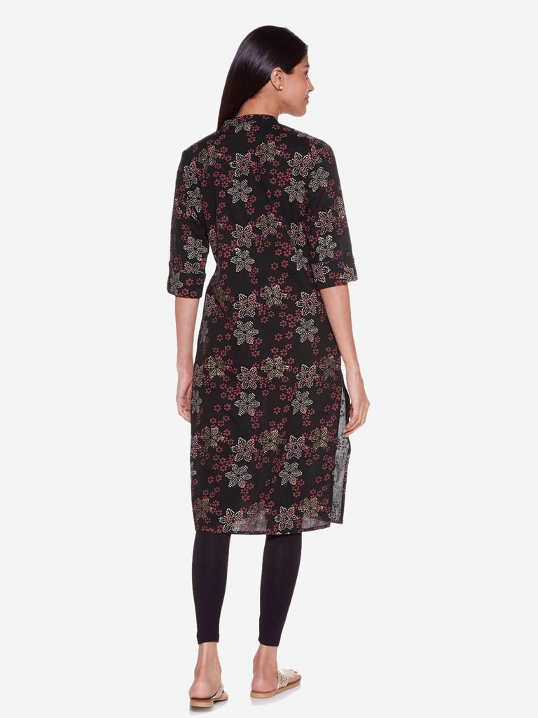 Utsa Black Straight Pure Cotton Floral Kurta