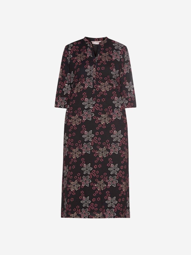 Utsa Black Straight Pure Cotton Floral Kurta