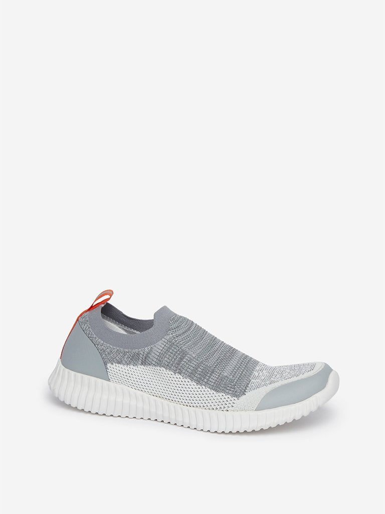 SOLEPLAY Grey Brushstroke Print Slip-On Sneakers
