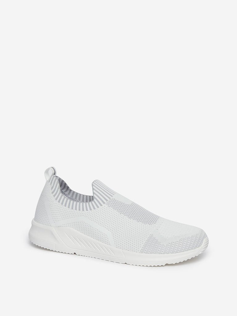 SOLEPLAY White Knitted Slip-On Shoes