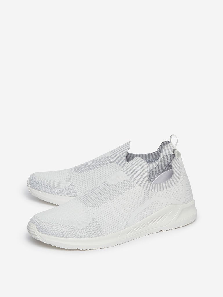 SOLEPLAY White Knitted Slip-On Shoes