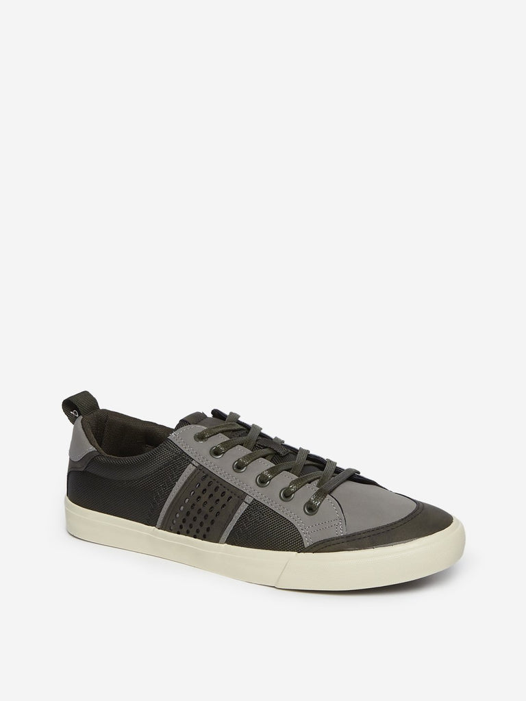SOLEPLAY Olive Lace-Up Sneakers
