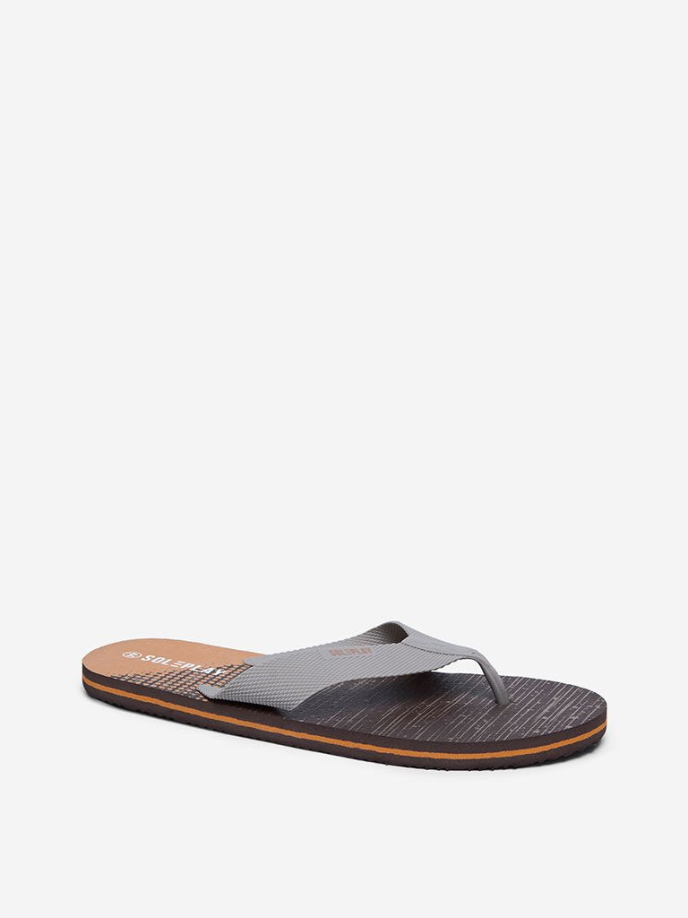 SOLEPLAY Brown Circular Design Flip-Flops