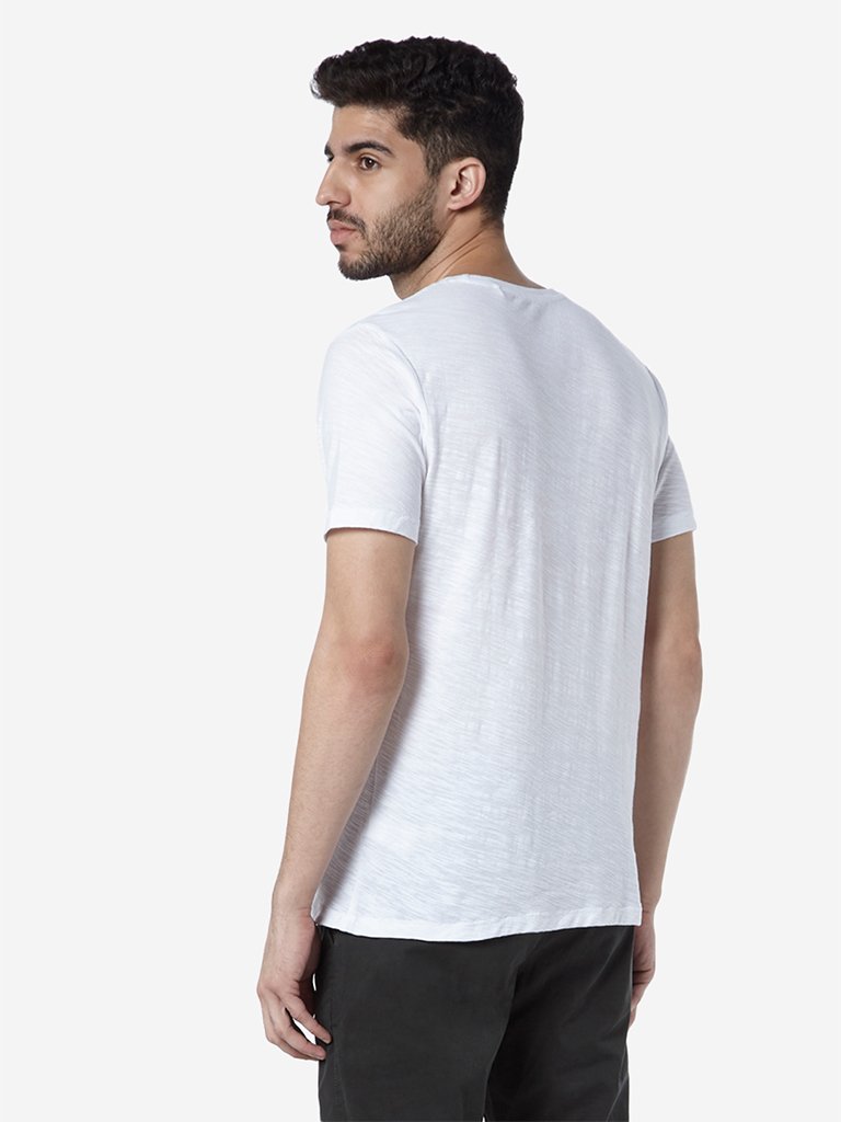 WES Casuals White Slim-Fit Crewneck T-Shirt