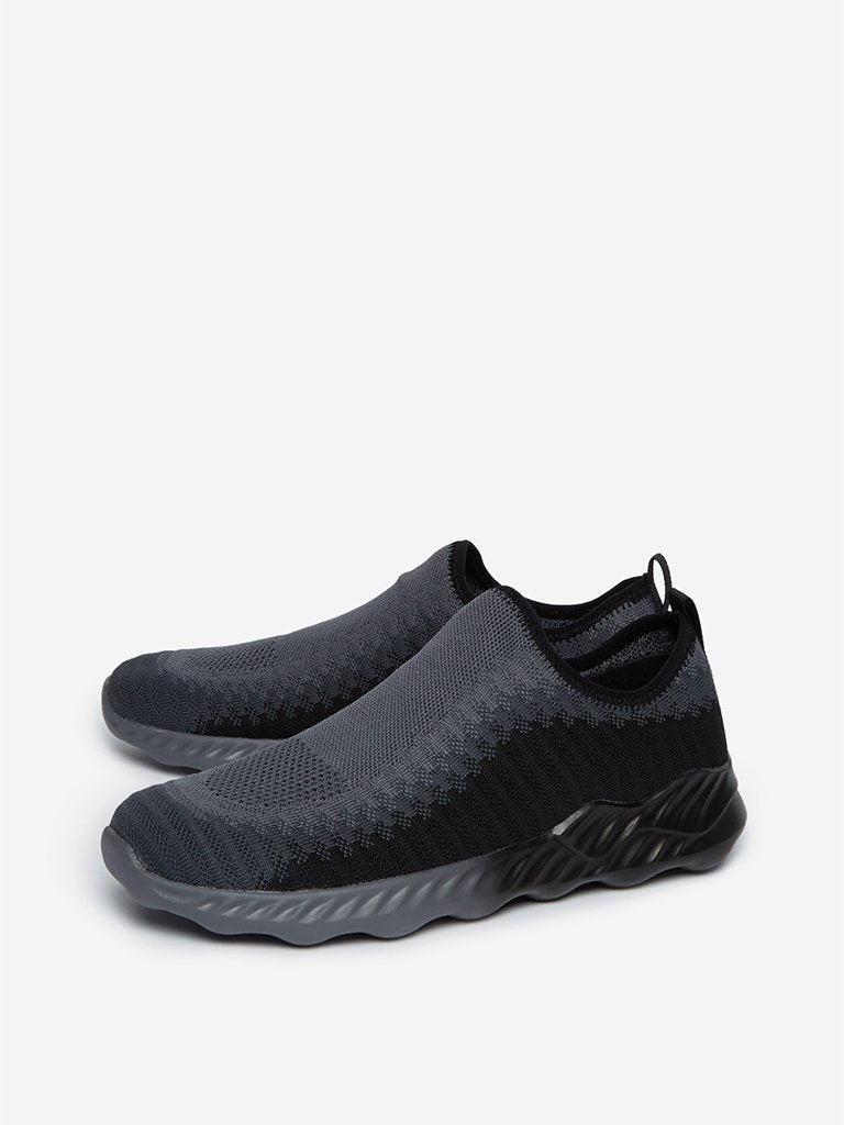 SOLEPLAY Black Shaded Slip-On Sneakers
