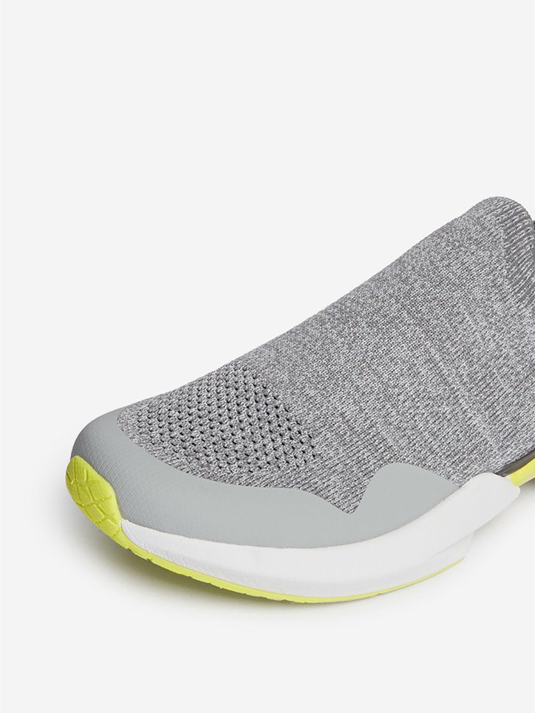 SOLEPLAY Grey Knitted Slip-On Sneakers