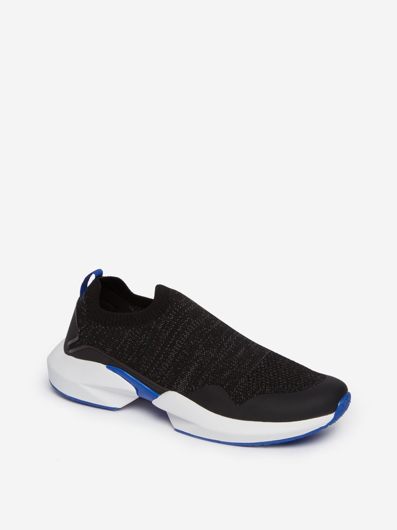 SOLEPLAY Black Knitted Slip-On Sneakers