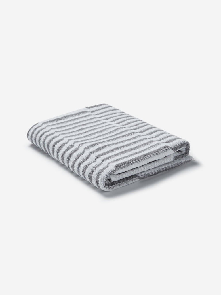 Westside Home Grey Striped Tonal Bath Towel