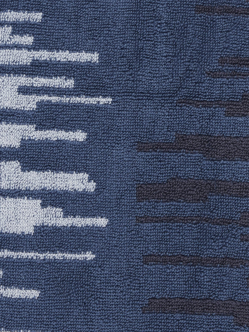Westside Home Navy Abstract Pattern Bath Towel