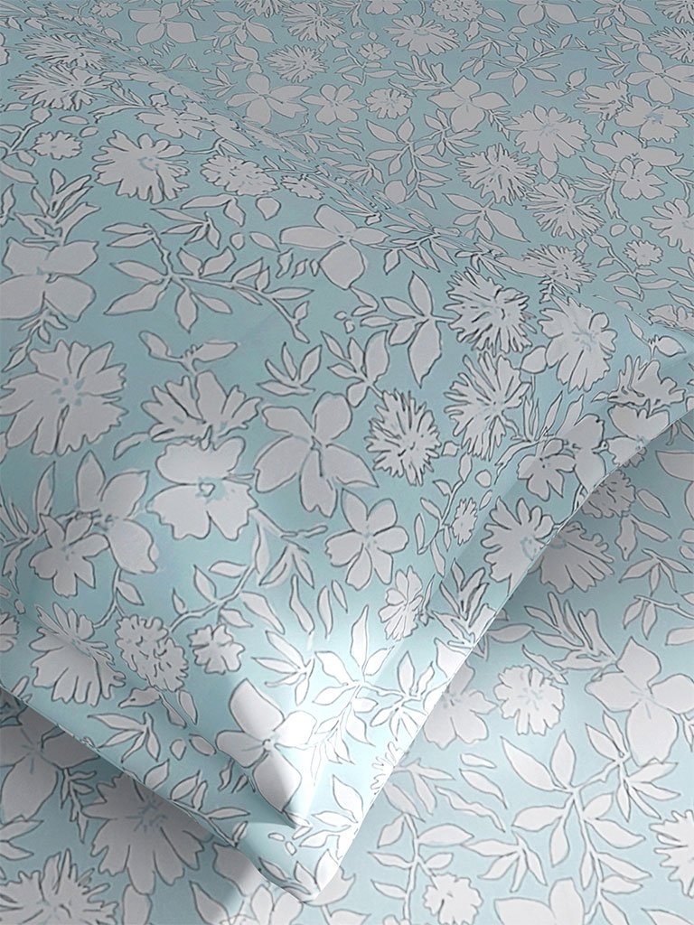 Westside Home Blue Floral King Bedsheet With Two Pillowcases Set