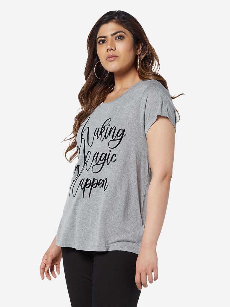 Sassy Soda Curve Grey Text Pattern Edna T-Shirt