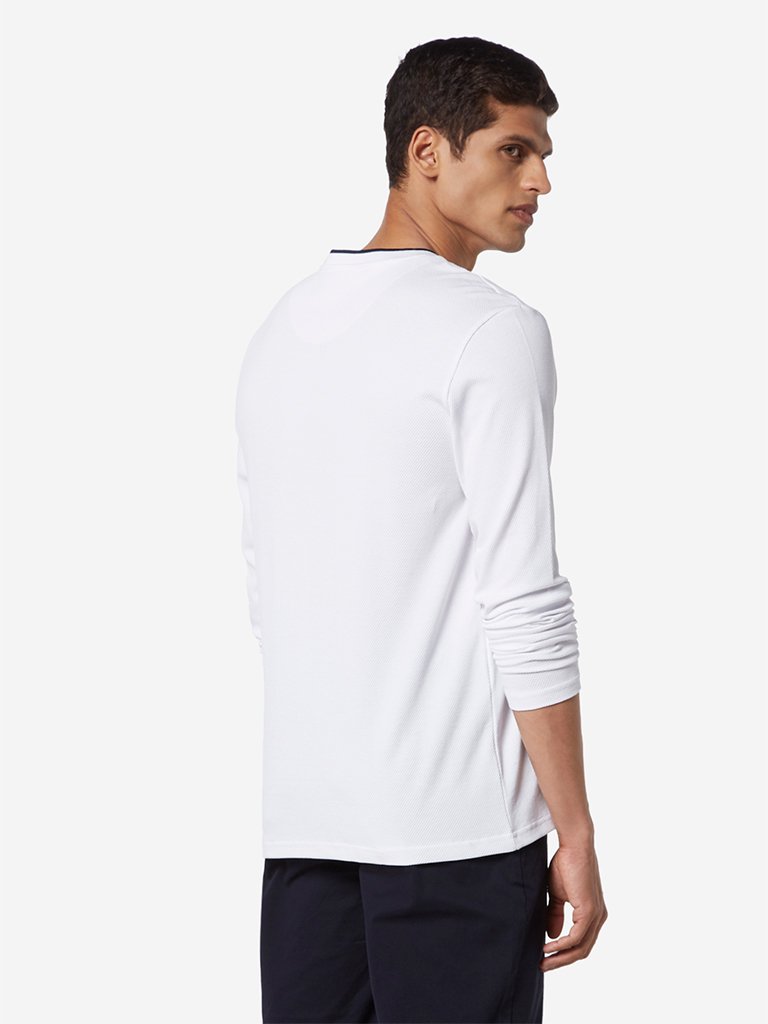 Ascot White Self-Textured Slim Fit T-Shirt