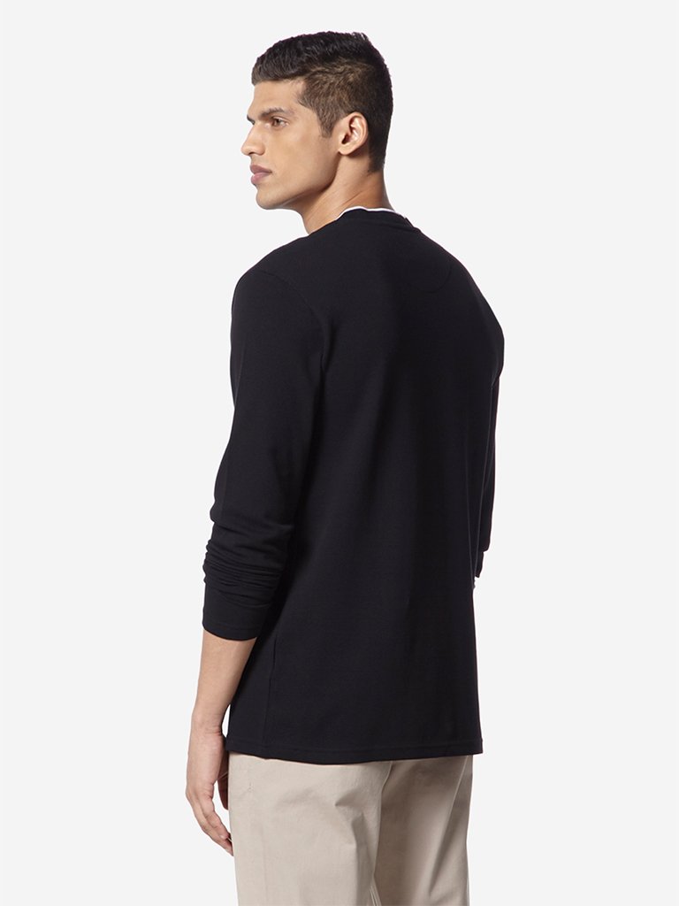 Ascot Black Self-Textured Slim Fit T-Shirt