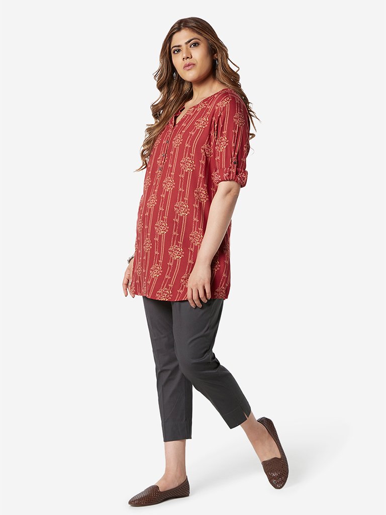 Diza Curve Maroon Floral Print Ethnic Top