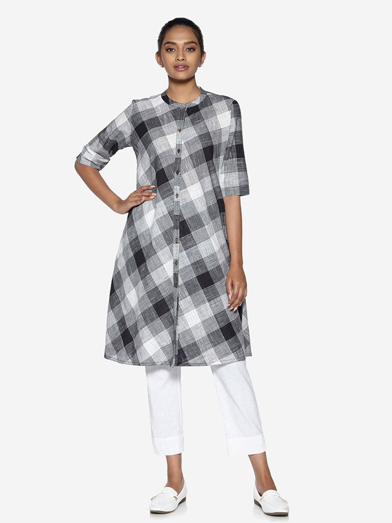 Utsa Black Checkered A-line Kurta