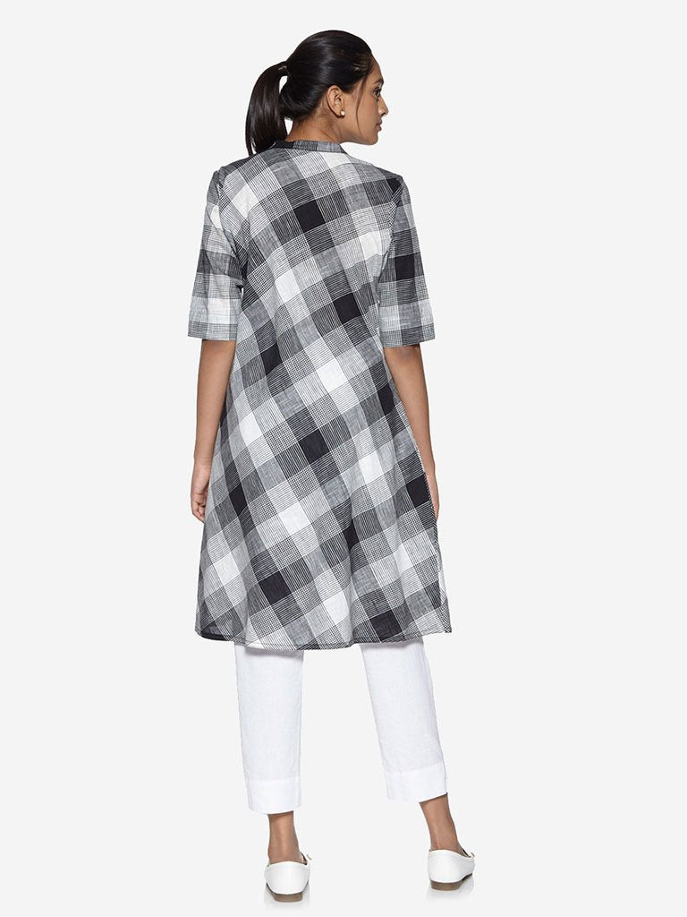 Utsa Black Checkered A-line Kurta