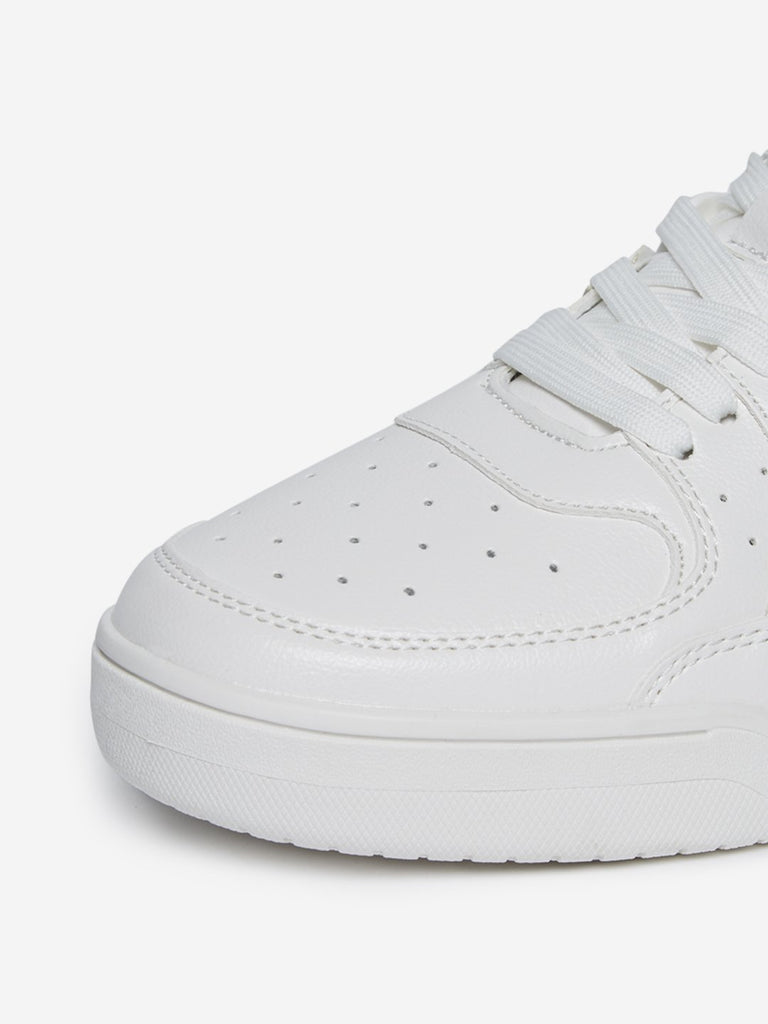 SOLEPLAY White Perforated Sneakers