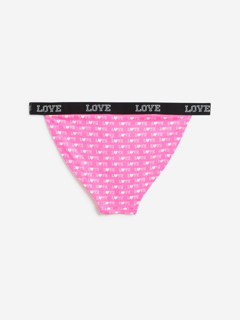 Wunderlove Pink Heart Pattern Briefs