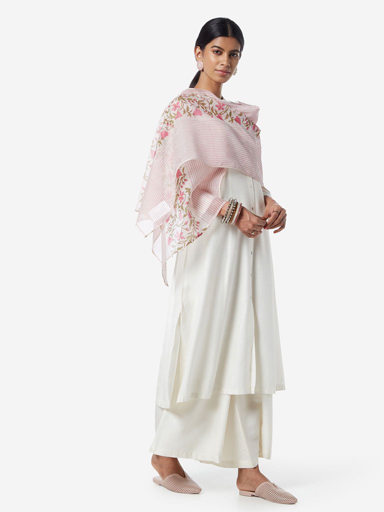 Zuba Light Pink Floral Patterned Stole