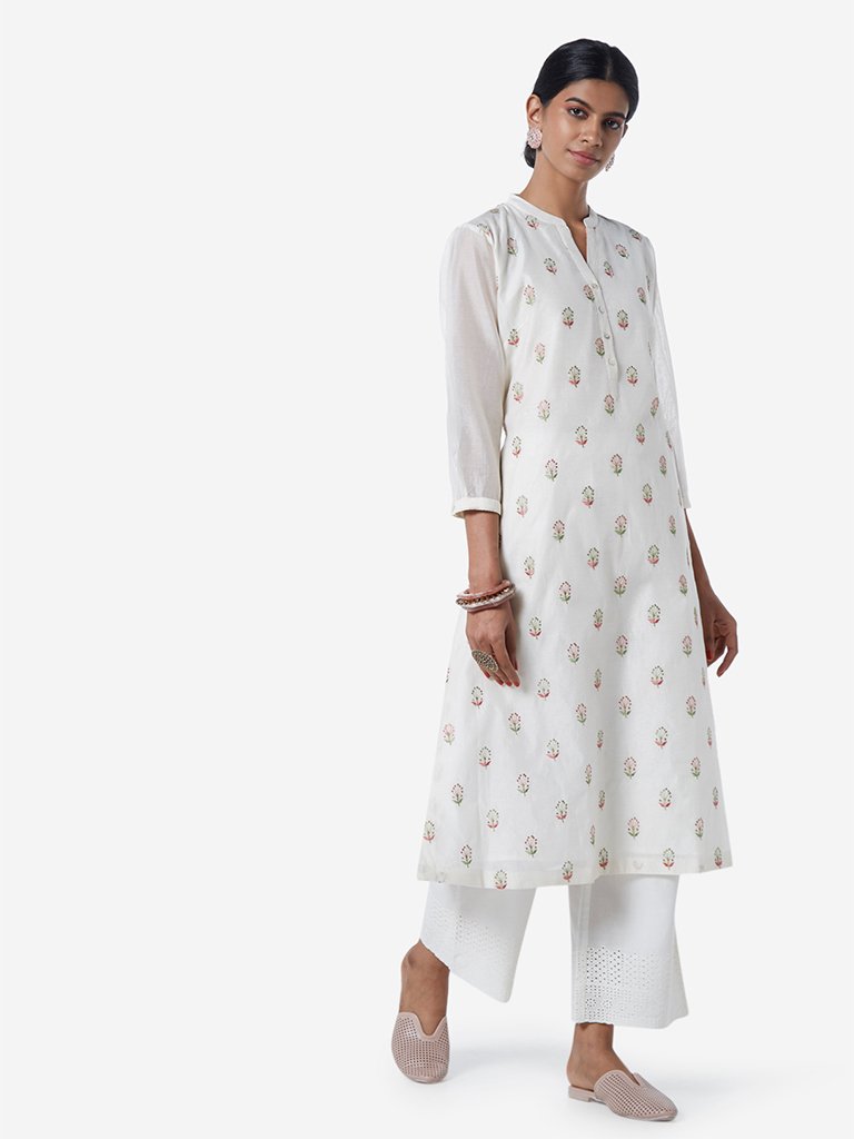 Zuba Off White Embroidered A-Line Kurta