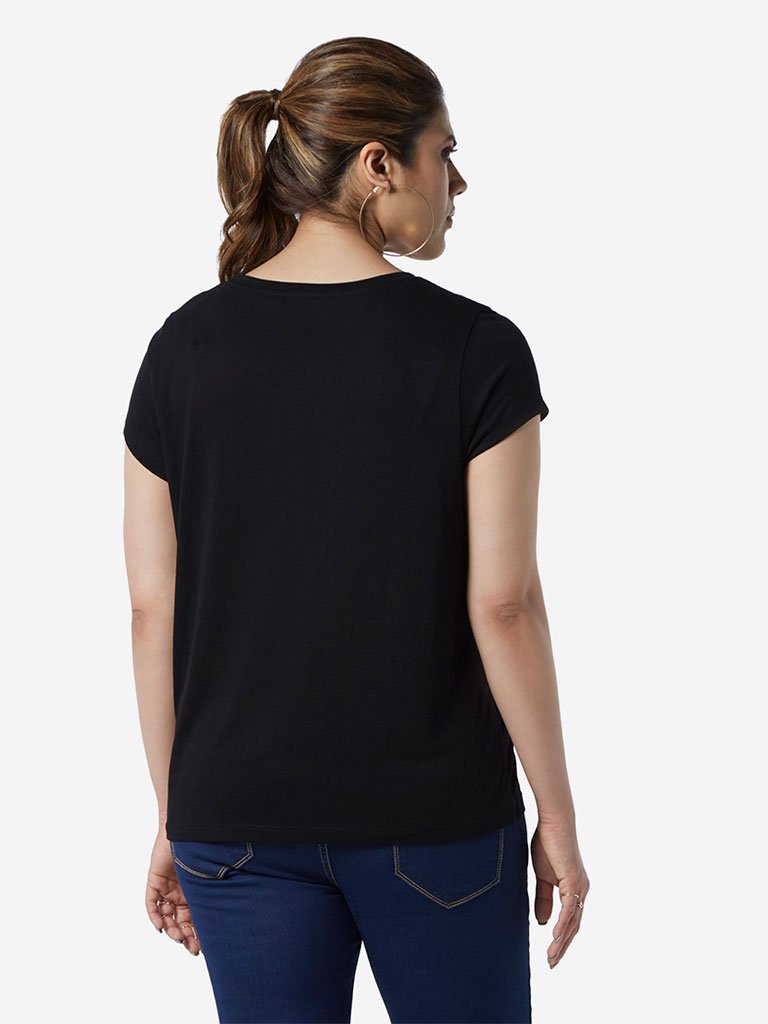 Sassy Soda Curve Black Edna T-Shirt