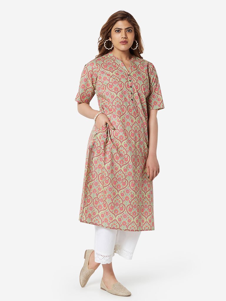 Diza Curve Green Floral Pattern Straight Kurta