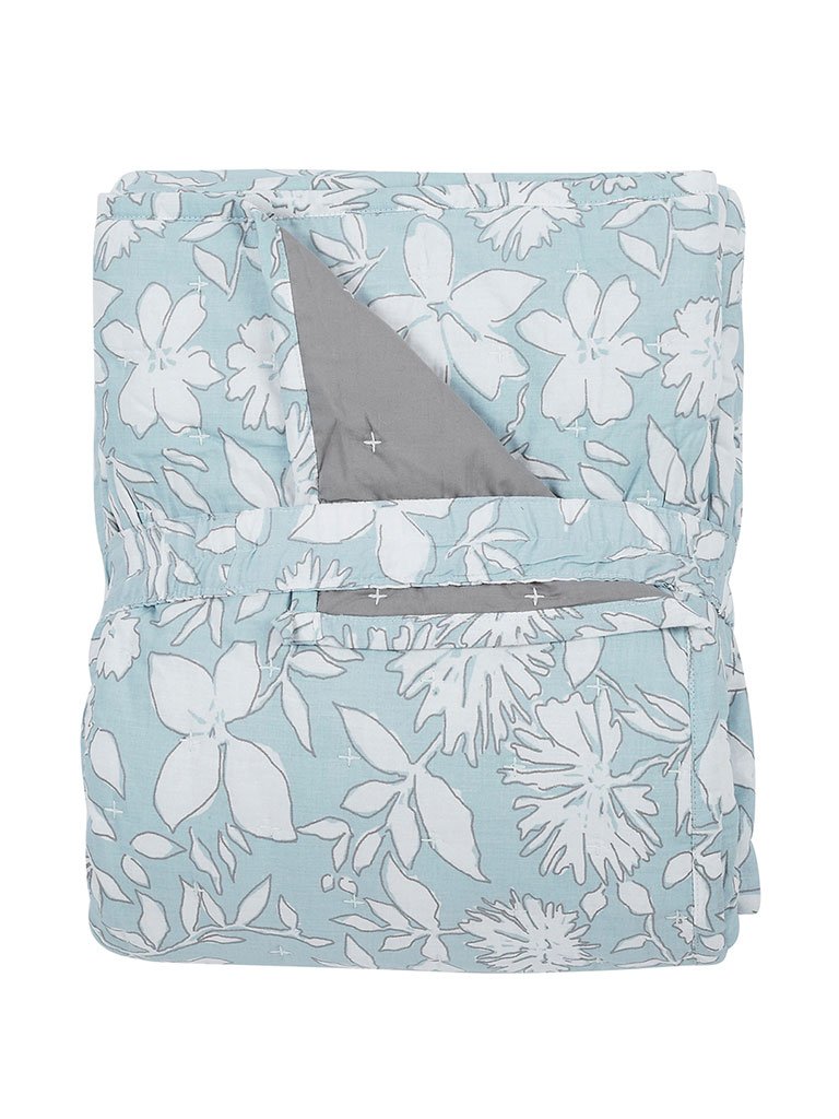 Westside Home Light-Blue Tropical Print Single Quilted Bed Cover And Pillowcase Set
