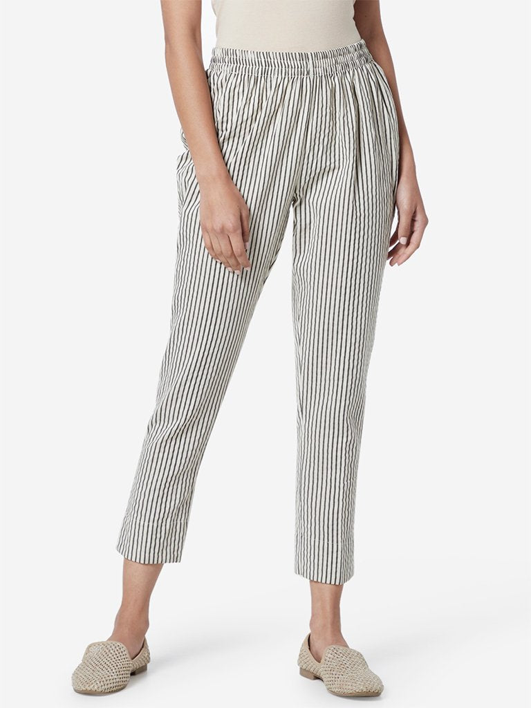Utsa Grey Stripe Print Ethnic Pants