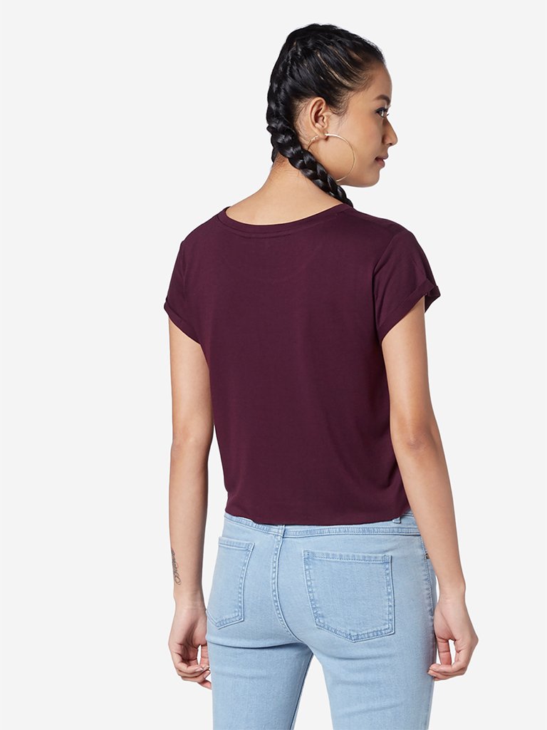 Nuon Berry Text Print Olix T-Shirt