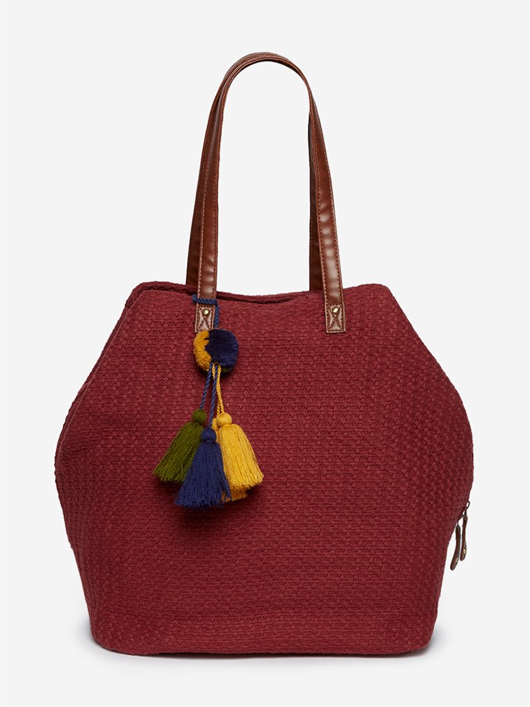 Bombay Paisley Dark Red Weave Pattern Tote Bag