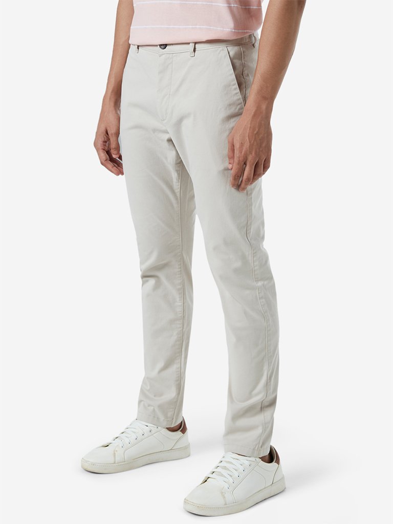 WES Casuals Light-Beige Carrot Fit Chinos