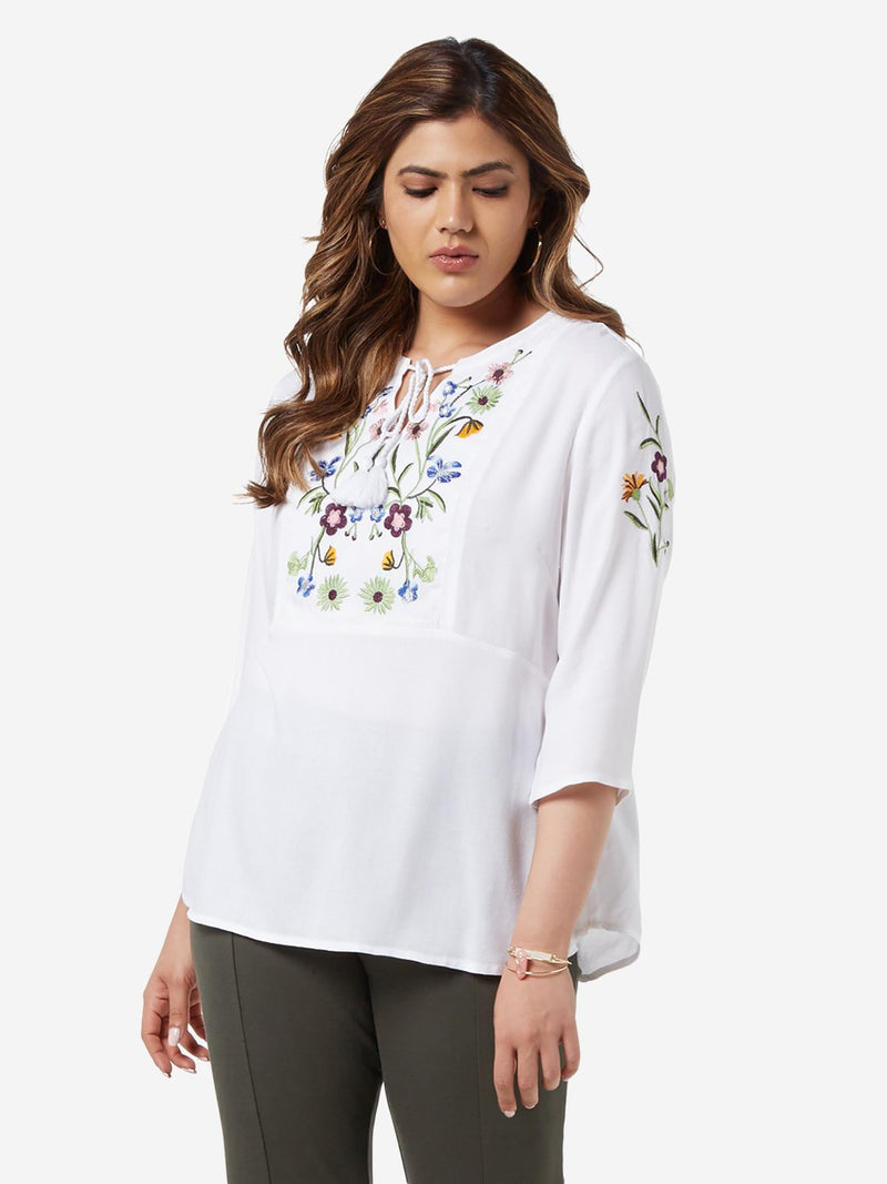 Gia Curve White Floral Embroidered Cooper Top