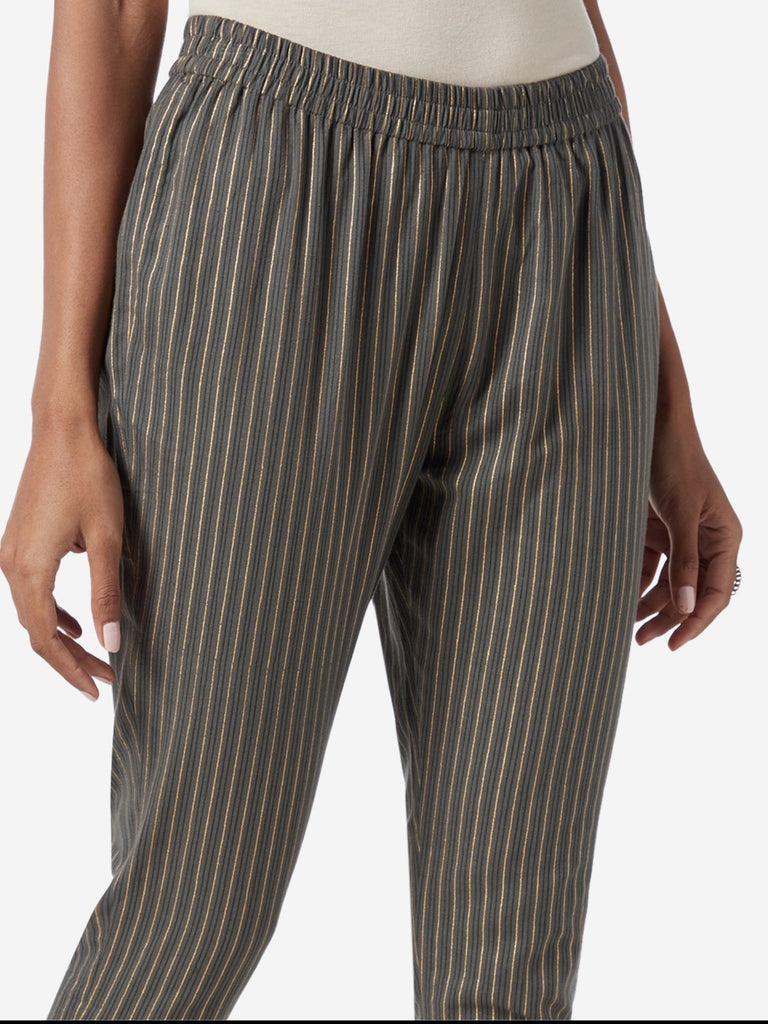 Utsa Grey Striped Cropped Ethnic Pants