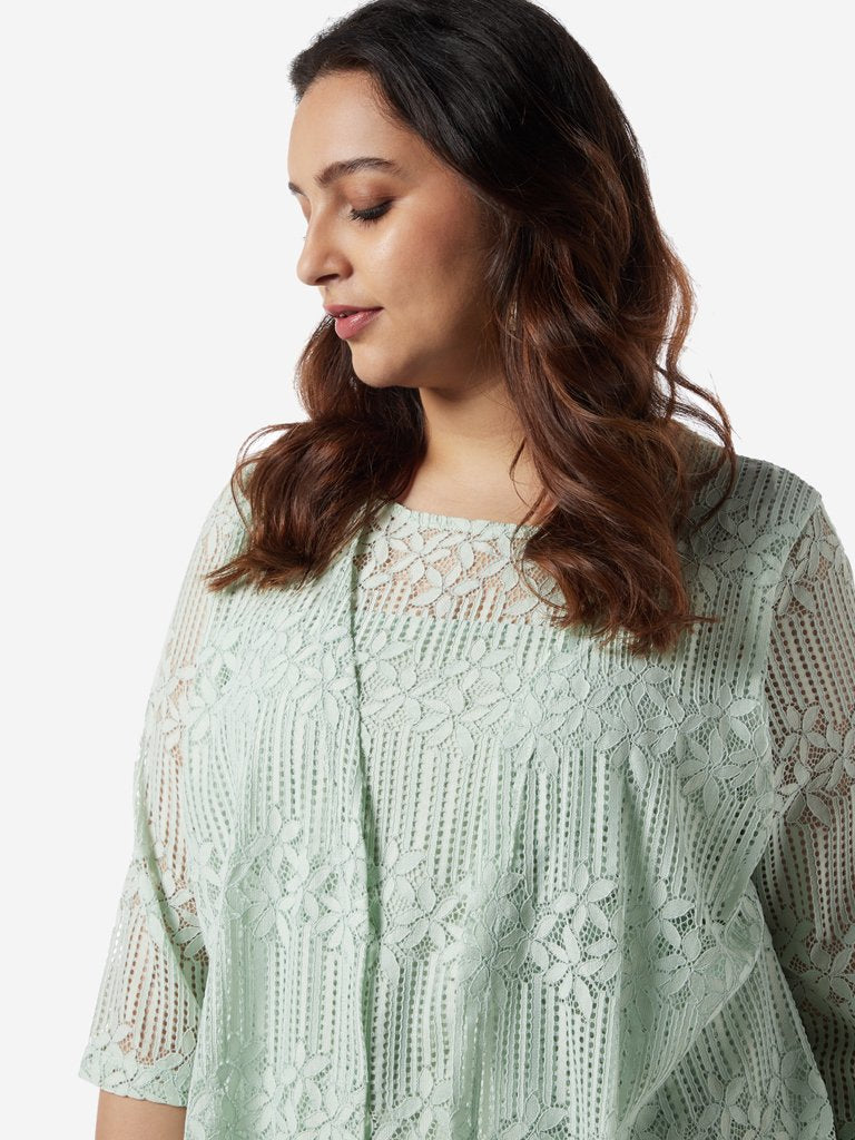 Gia Curves Mint Floral Lace Victor Top
