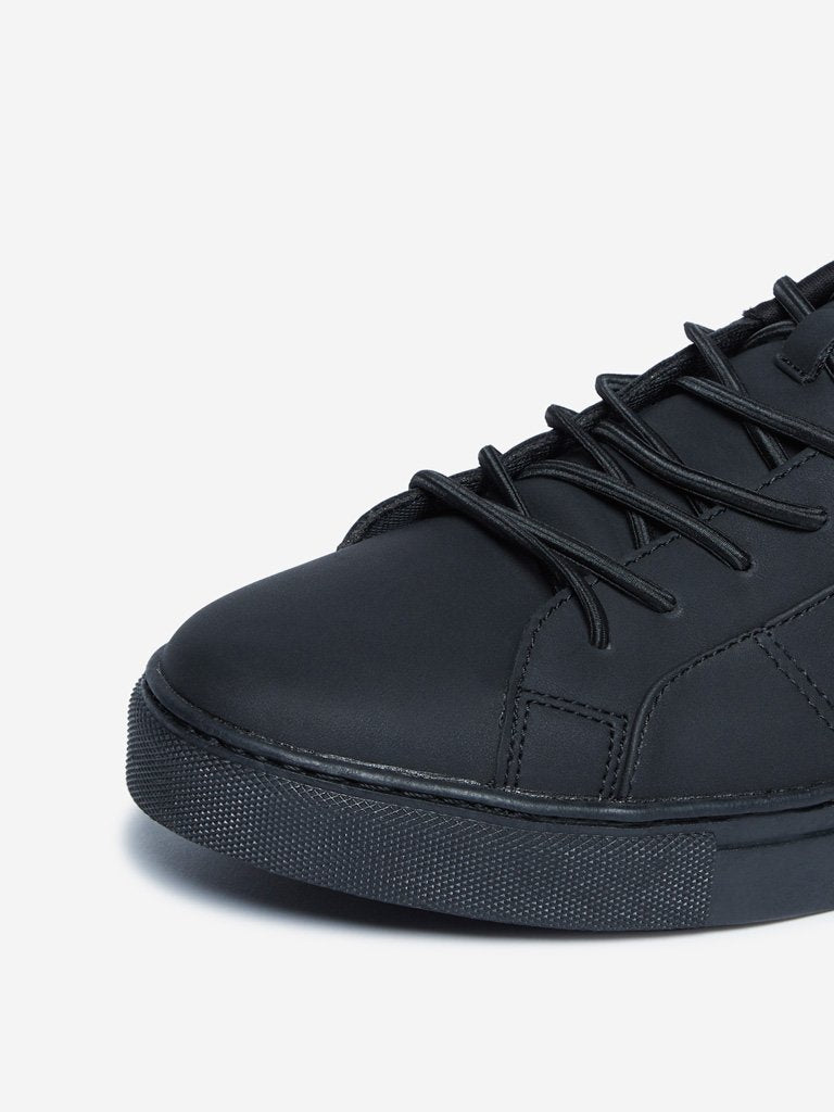 SOLEPLAY Black Lace-Up Sneakers
