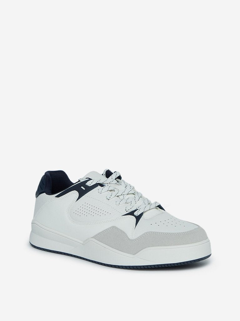 SOLEPLAY White Sneakers