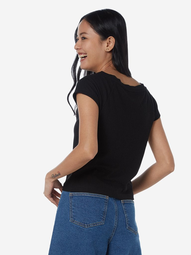 Nuon Black V-Neck Rayna Ribbed T-Shirt