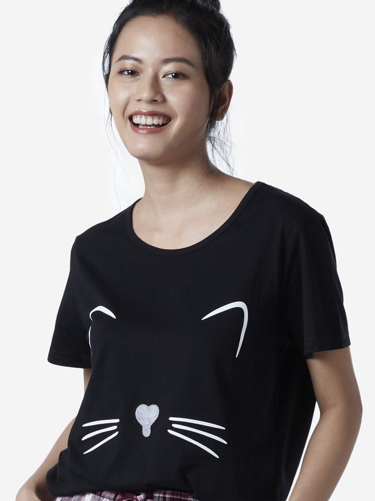 Wunderlove Black Cat Printed T-Shirt
