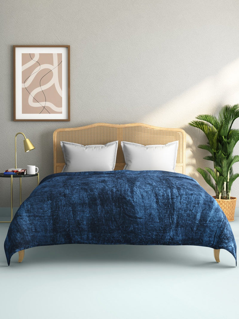 Westside Home Blue Double Quick-Dry Fleece Blanket