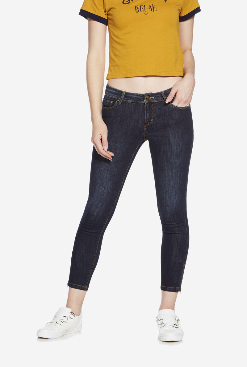 Nuon Dark Blue Cropped Jeans