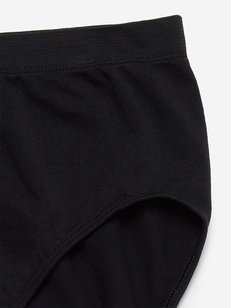 Wunderlove Black Seam-Free Full Briefs