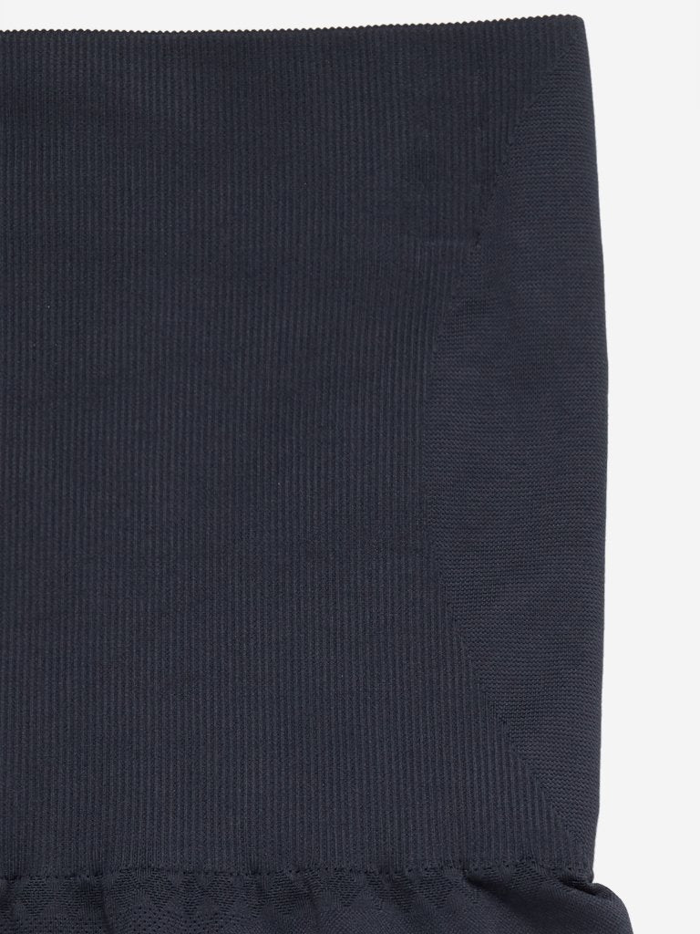 Wunderlove Black Seam-Free Shaping Shorts
