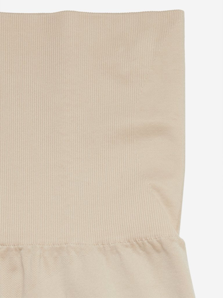 Wunderlove Beige Seam-Free Shaping Shorts