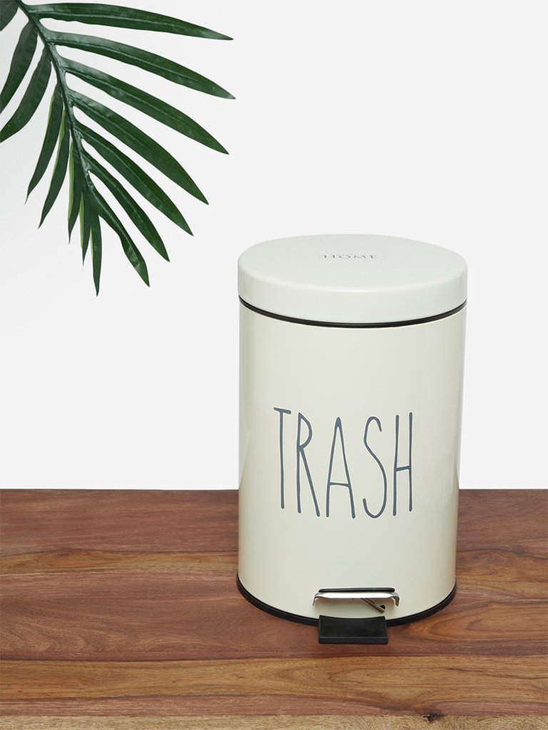 Westside Home Off-White Trash Bin With Bucket