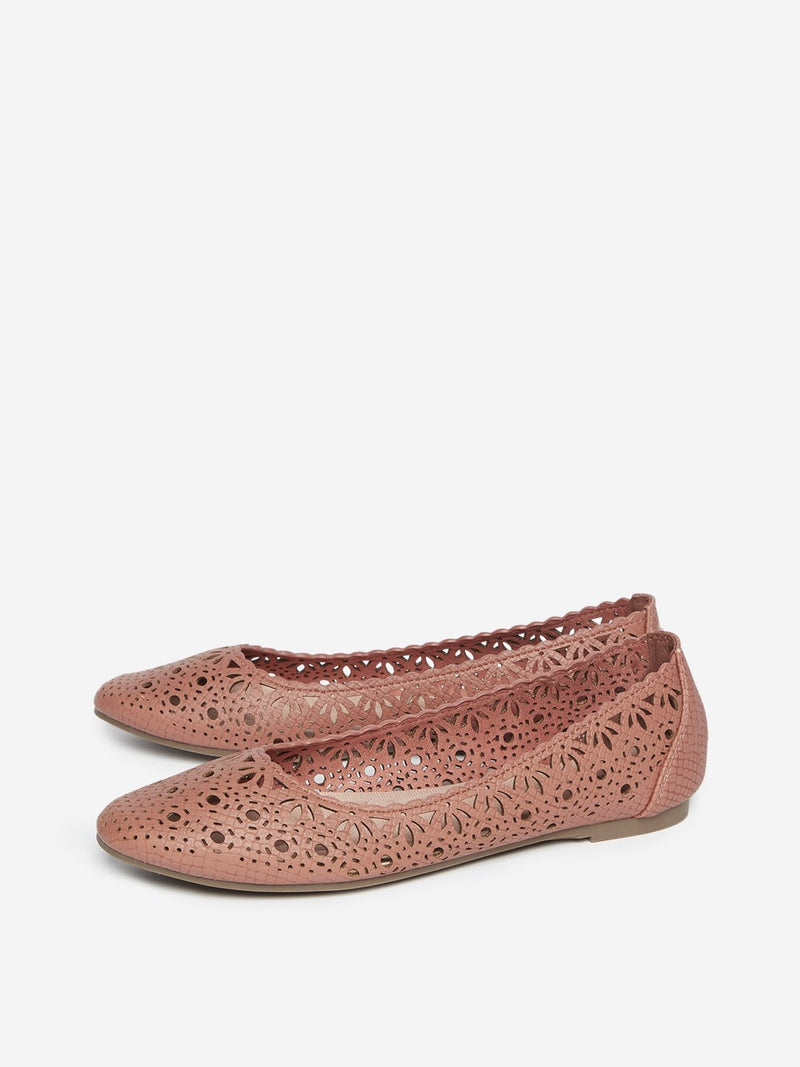 LUNA BLU Persian-Rose Laser-Cut Ballet Flats