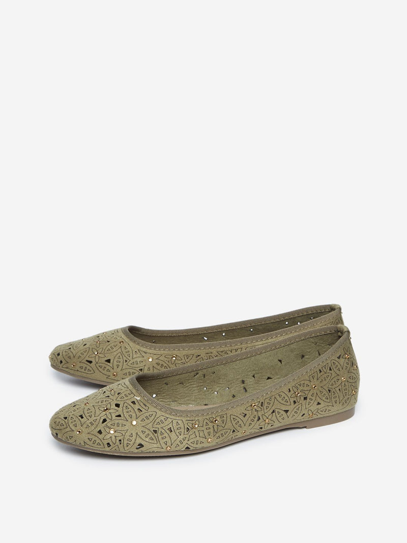 LUNA BLU Olive Floral Laser-Cut Ballet Flats