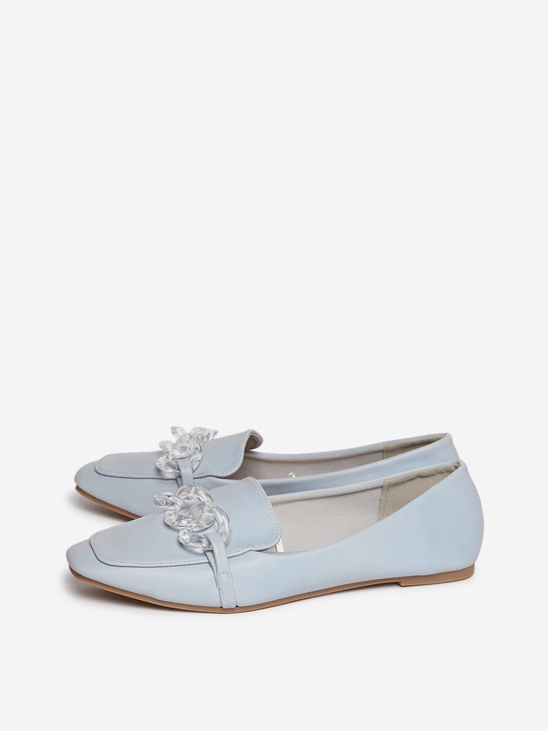 LUNA BLU Light Blue Chain Design Loafers